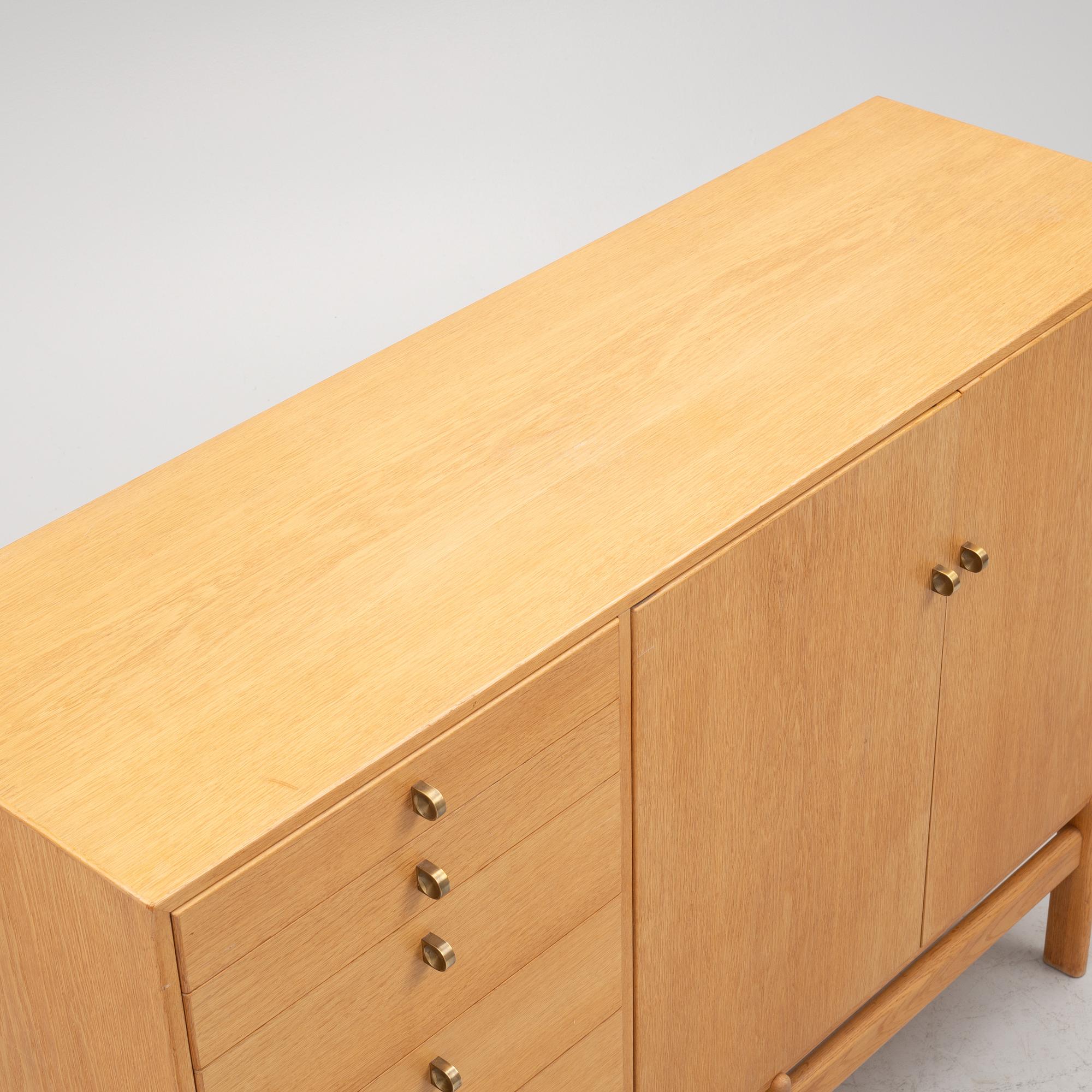 Tove & Edvard Kindt-Larsen, rare cabinet, Seffle Möbelfabrik, Säffle, 1960s.