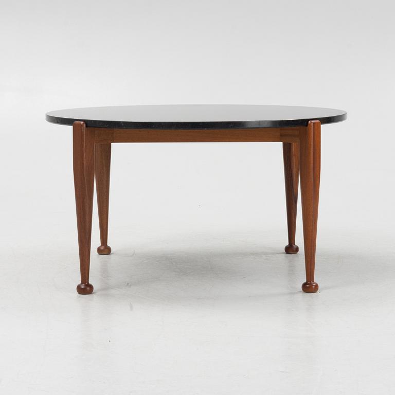 Josef Frank, soffbord, modell "965", Firma Svenskt Tenn.