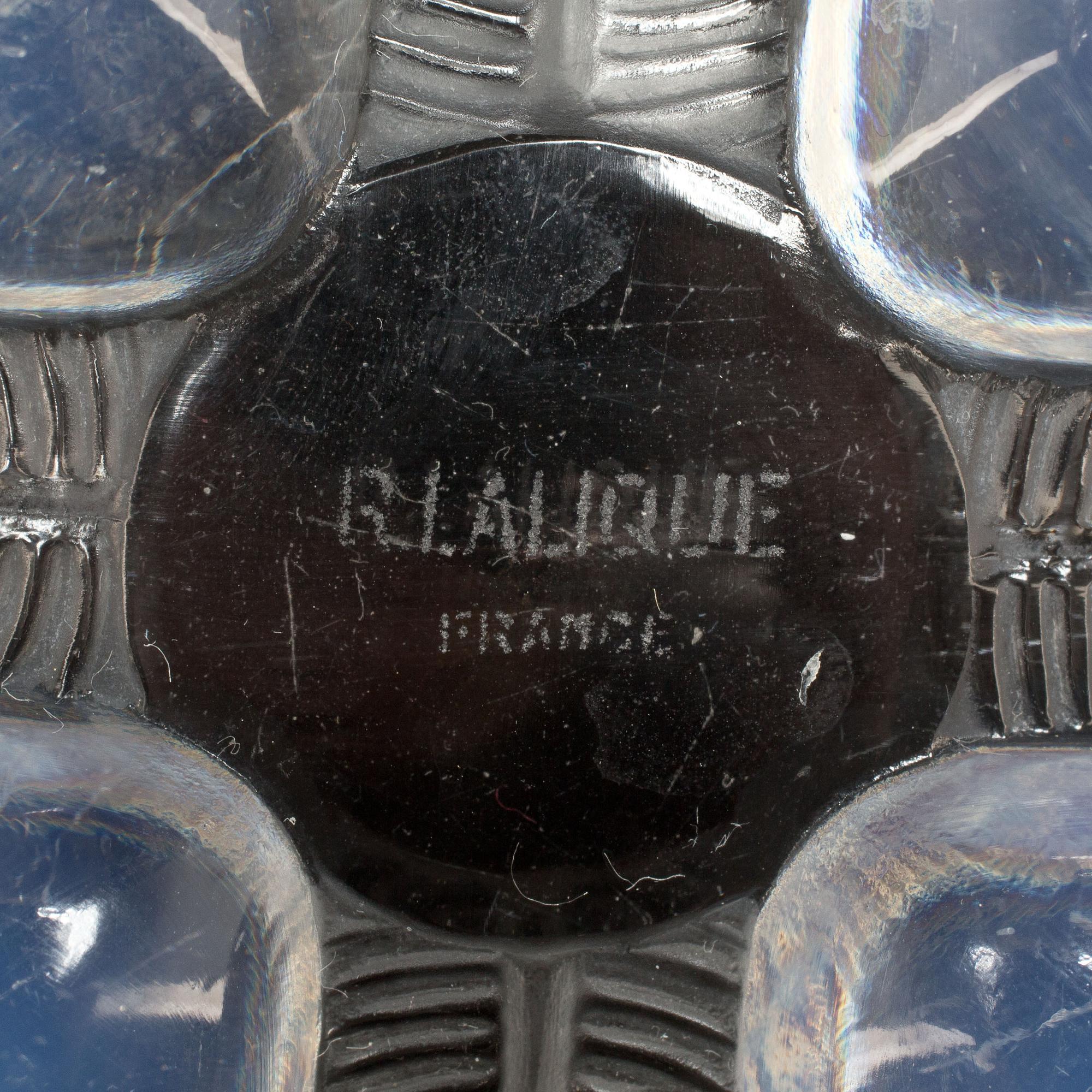 SKÅL, glas, "Coquilles " R. Lalique France. 1930-tal.