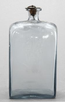 SCHATULL MED FLASKOR, 1800-talets mitt.