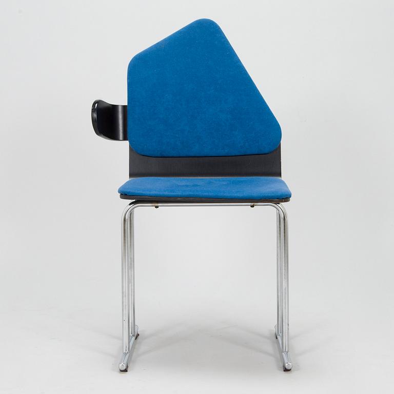 Yrjö Kukkapuro, a 1980s  'Vino' chair for Avarte.