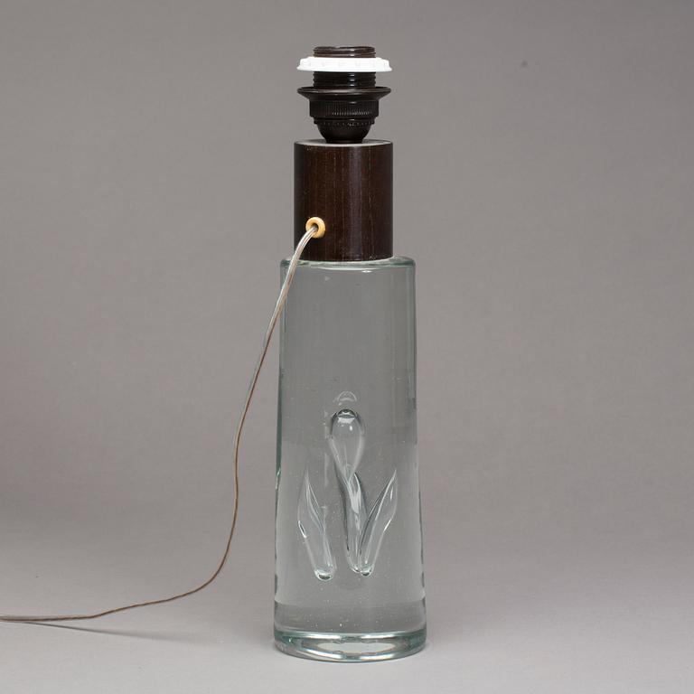 BORDSLAMPA, 1900-talets andra hälft.