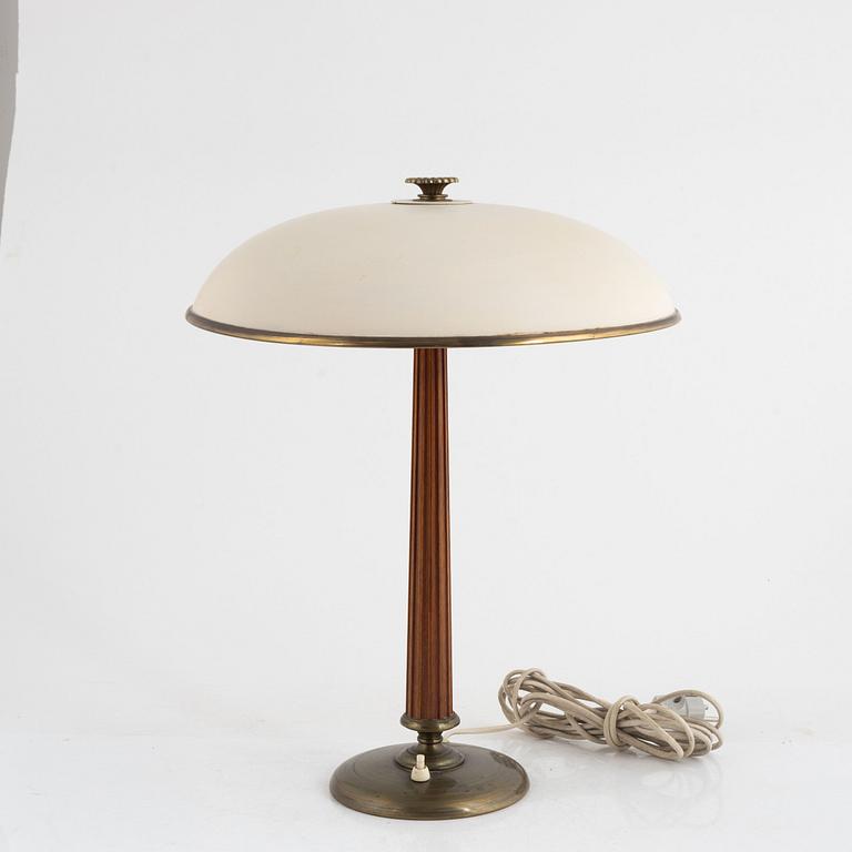 Erik Tidstrand eller Bertil Brisborg, a model "30246" table lamp, Nordiska Kompaniet, 1940's.