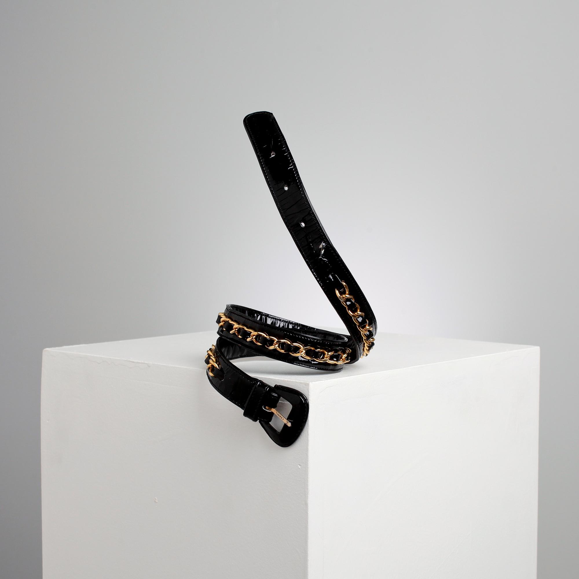 SKÄRP, Chanel.