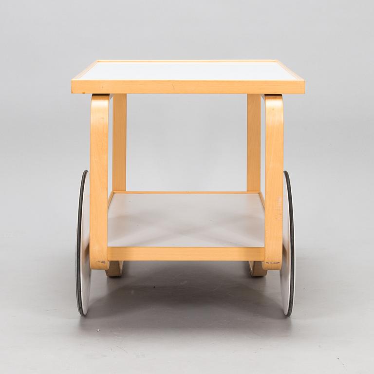 Alvar Aalto, serving trolley, model '901', Artek, Finland, late 20th century.