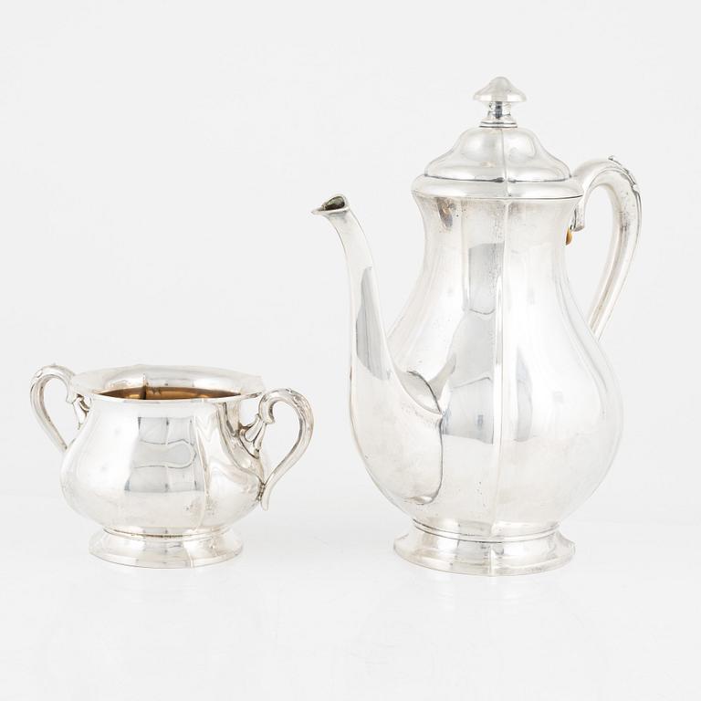 A Finnish silver coffee pot and a sugarbowl, Kultakeskus, Hämeenlinna, 1928.