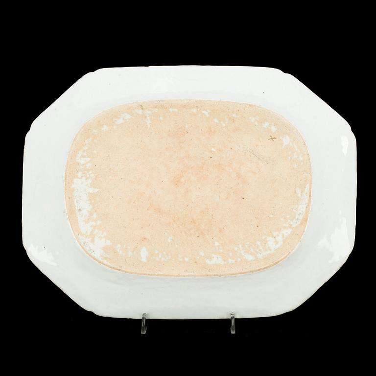 STEKFAT, porslin, Kina, Chien-Lung, 1700-tal.