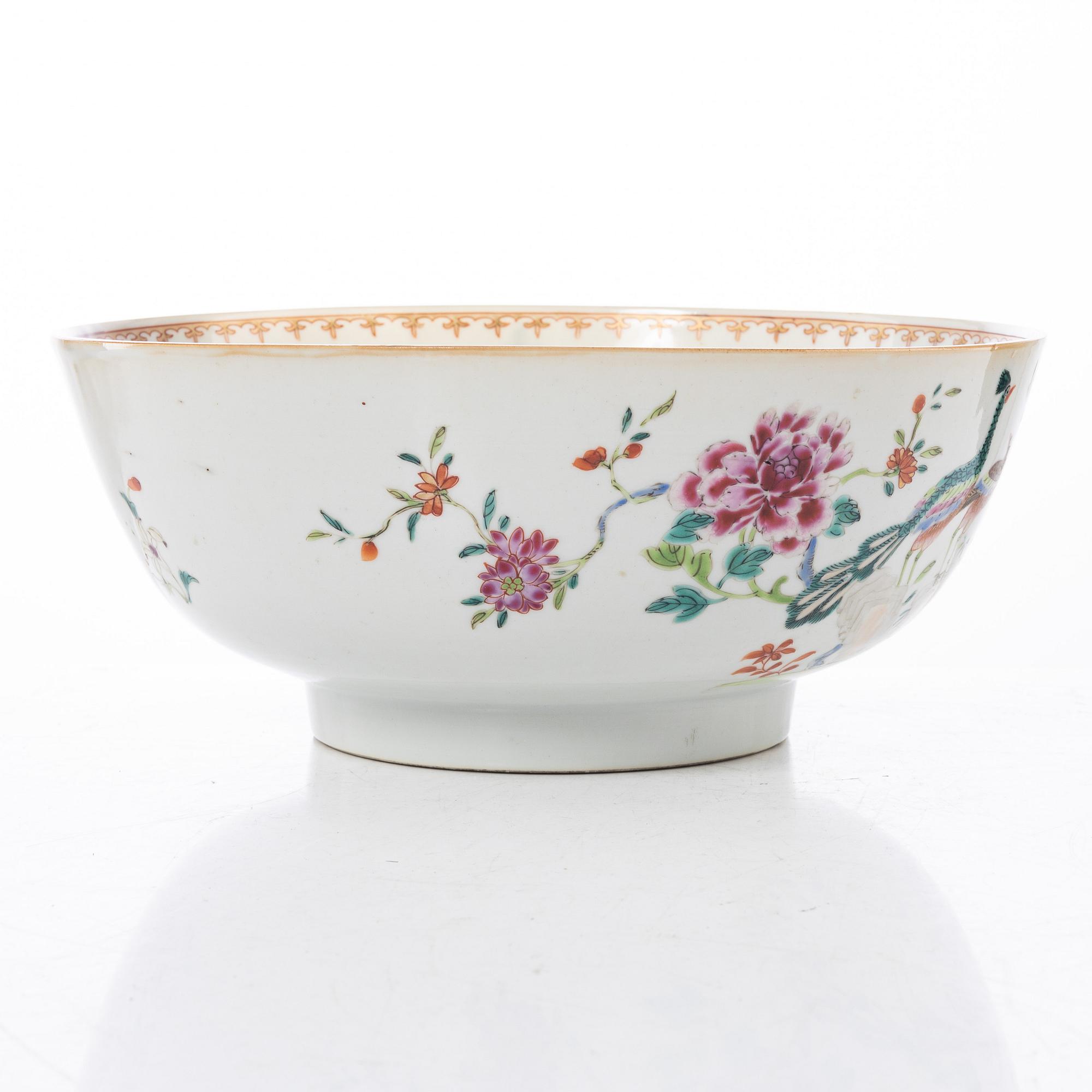 Bålskål, porslin. Qingdynastin, Qianlong (1736-95).