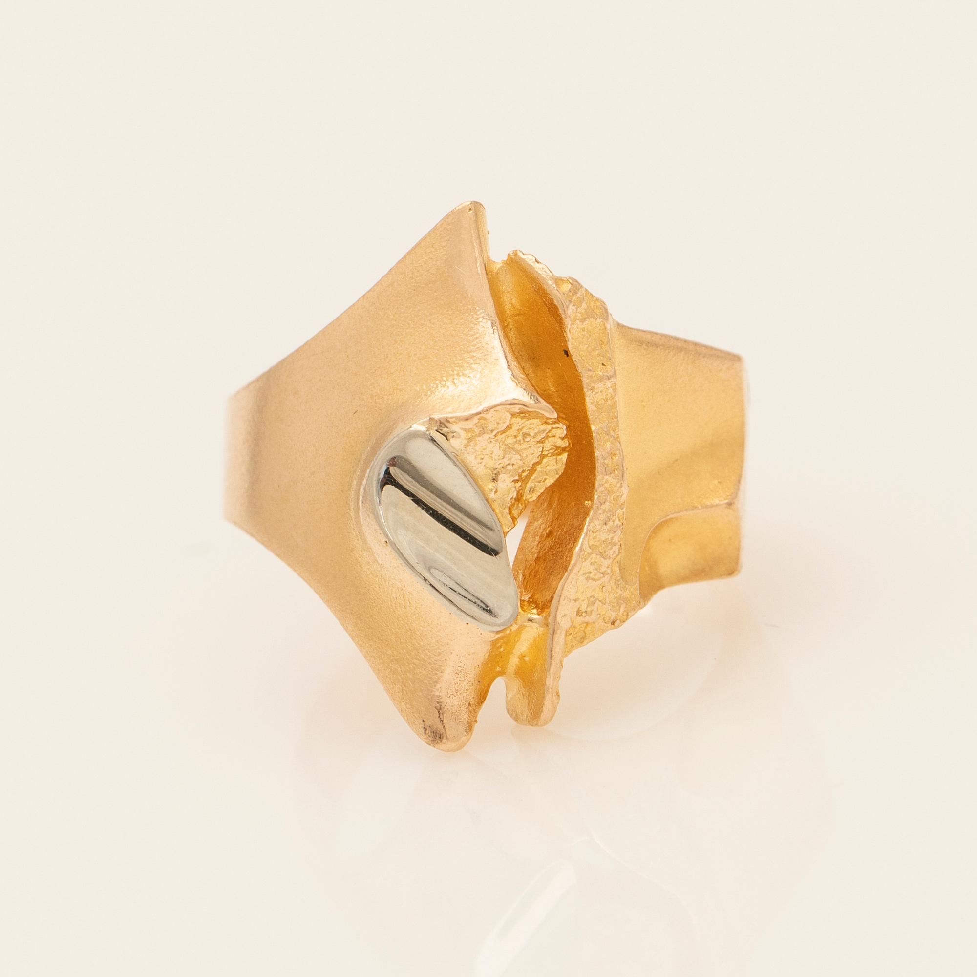 Björn Weckström, ring, "Geisir", 14K gold, Lapponia, Finland.