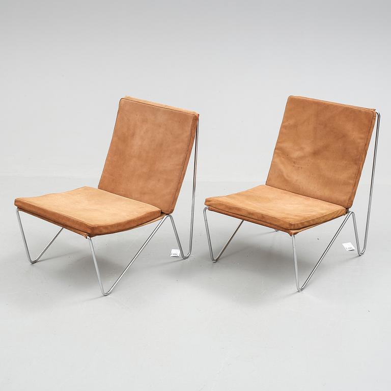 FÅTÖLJER, ett par, "Bachelor chair", Verner Panton för Fritz Hansen.