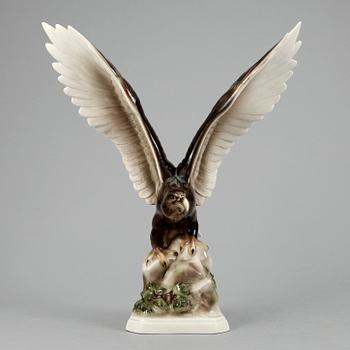 FIGURIN, porslin, Wien Keramos, signerad  R CH. 1900-tal.
