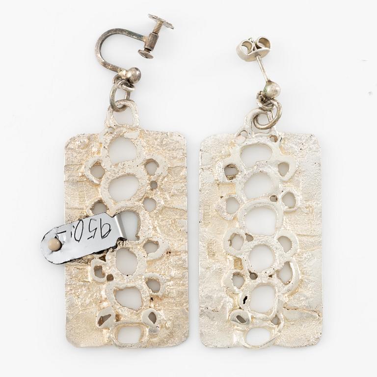 Lars Arby, five pairs of earrings, silver.