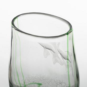 Vicke Lindstrand, a 'Sjögräs' vase, Orrefors, 1942.