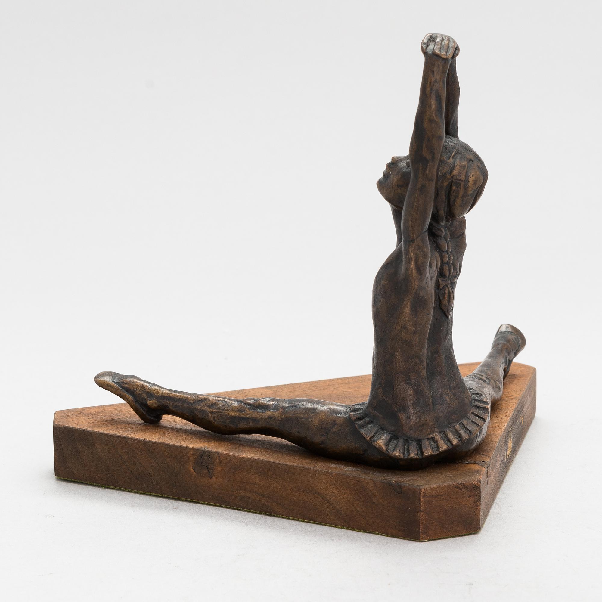 Sterett-Gittings Kelsey, a bronze sculpture, monogramsigned.