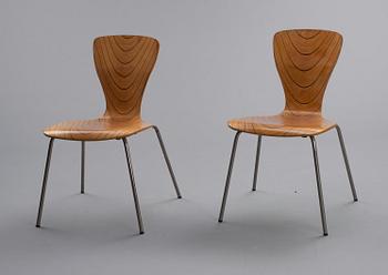 Tapio Wirkkala, A PAIR OF CHAIRS.