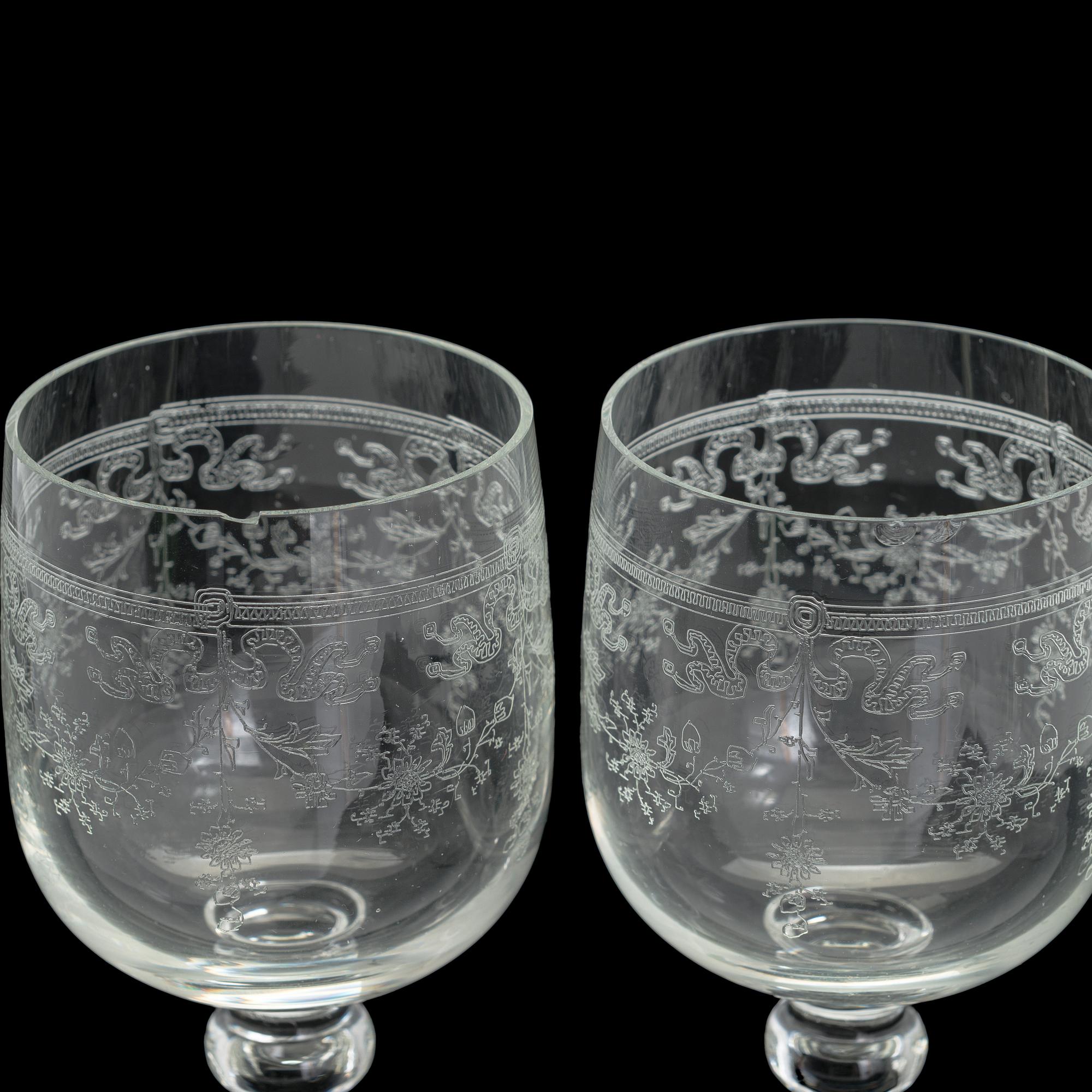 A 44-piece glassware set,