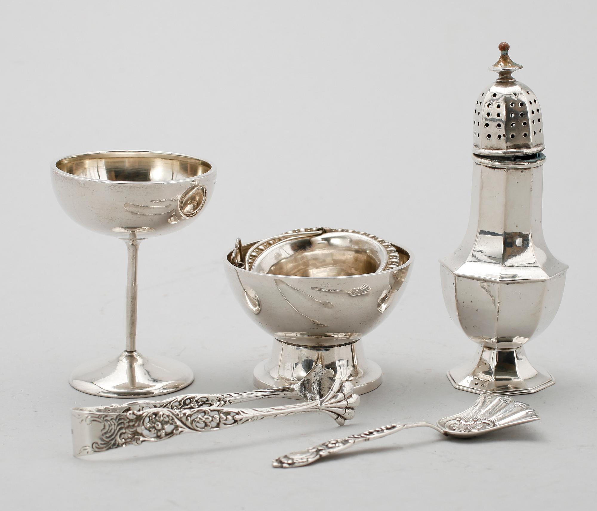 SAMLING SILVERFÖREMÅL, 6 st. Vikt 167 g.