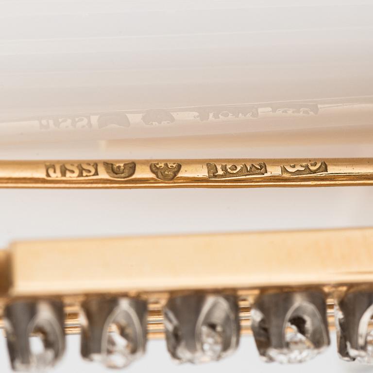 Brosch, Jarl Sandin, 18K guld och vitguld med safirer och gammalslipade diamanter.