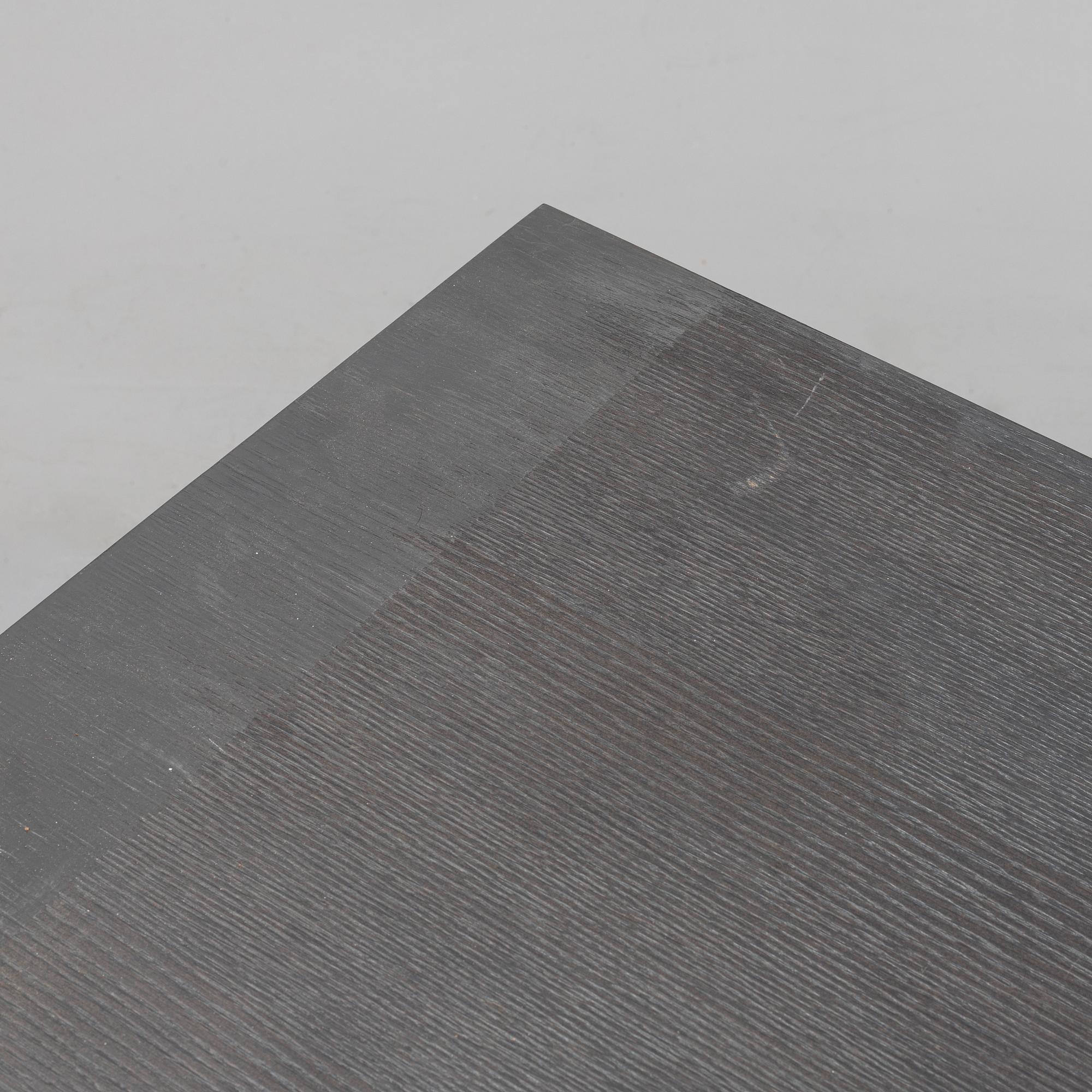 Claudio Bellini, a "Axy Table" from MDF Italia, 21st century.
