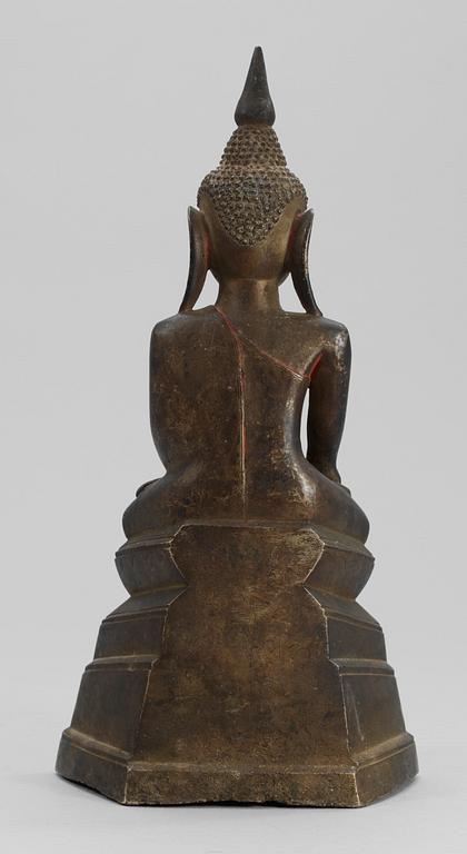 A Burmese bronze figure of Buddha, ca 1820/30's.