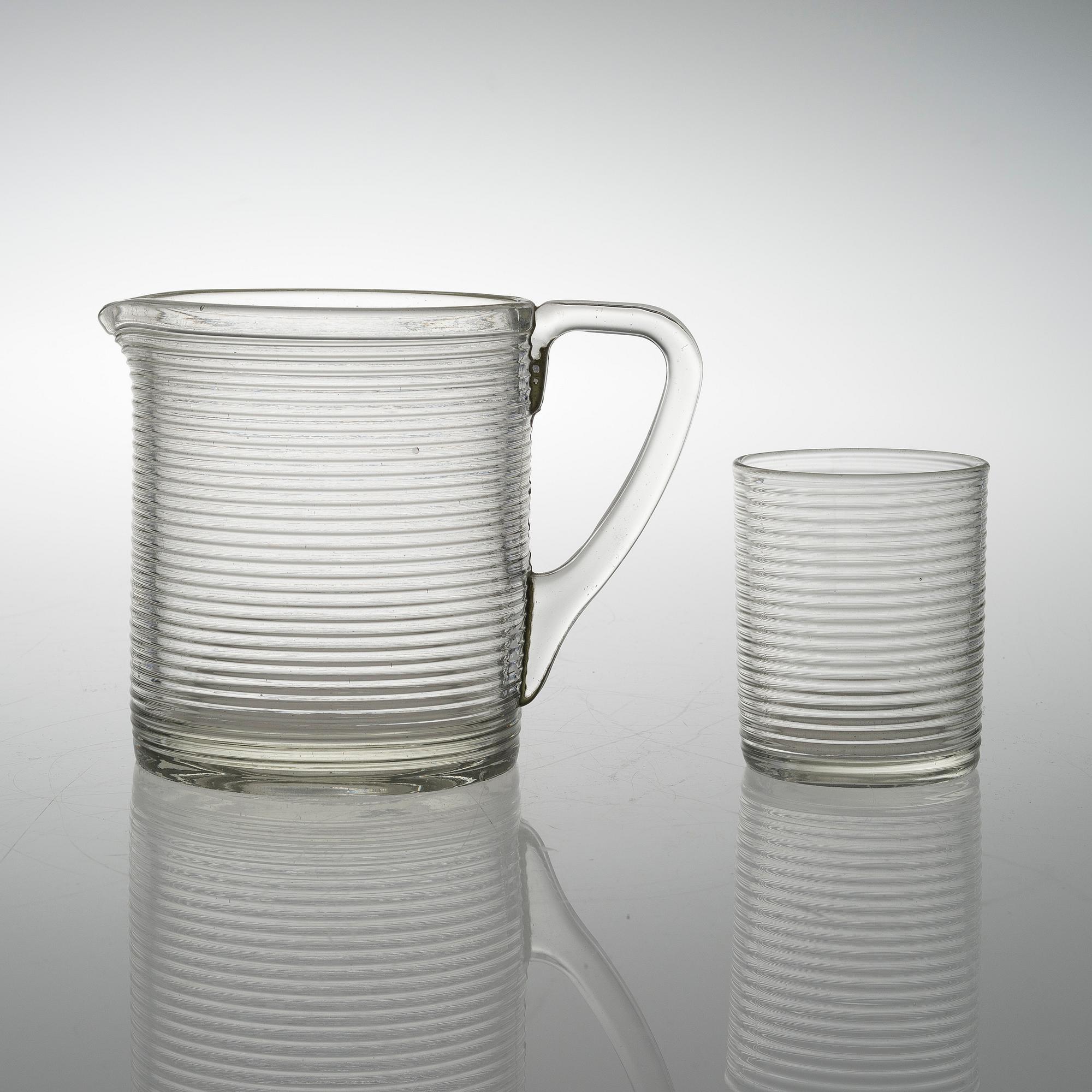 AINO AALTO, A PITCHER AND TWO GLASSES. Model 4059, Karhula 1937-1938.