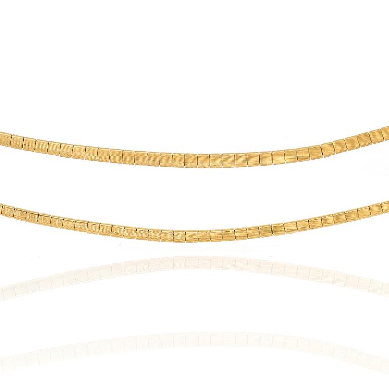 COLLIER, 18k guld, vikt ca 37 gram.