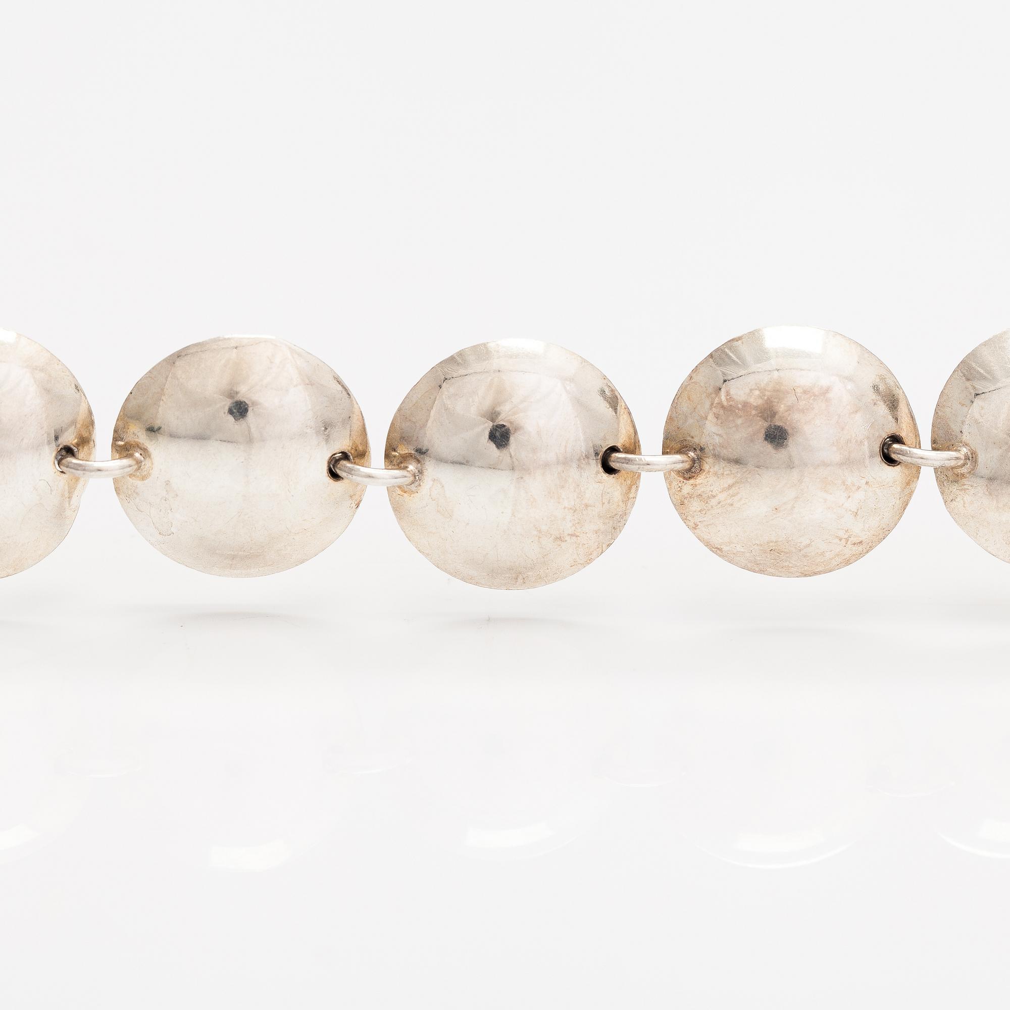 Elis Kauppi, Rannekoru, stelringhopeaa. Kupittaan kulta, Turku 1971.