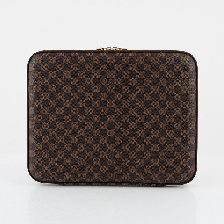 Louis Vuitton, A Damier Ebene laptop case, 2009.