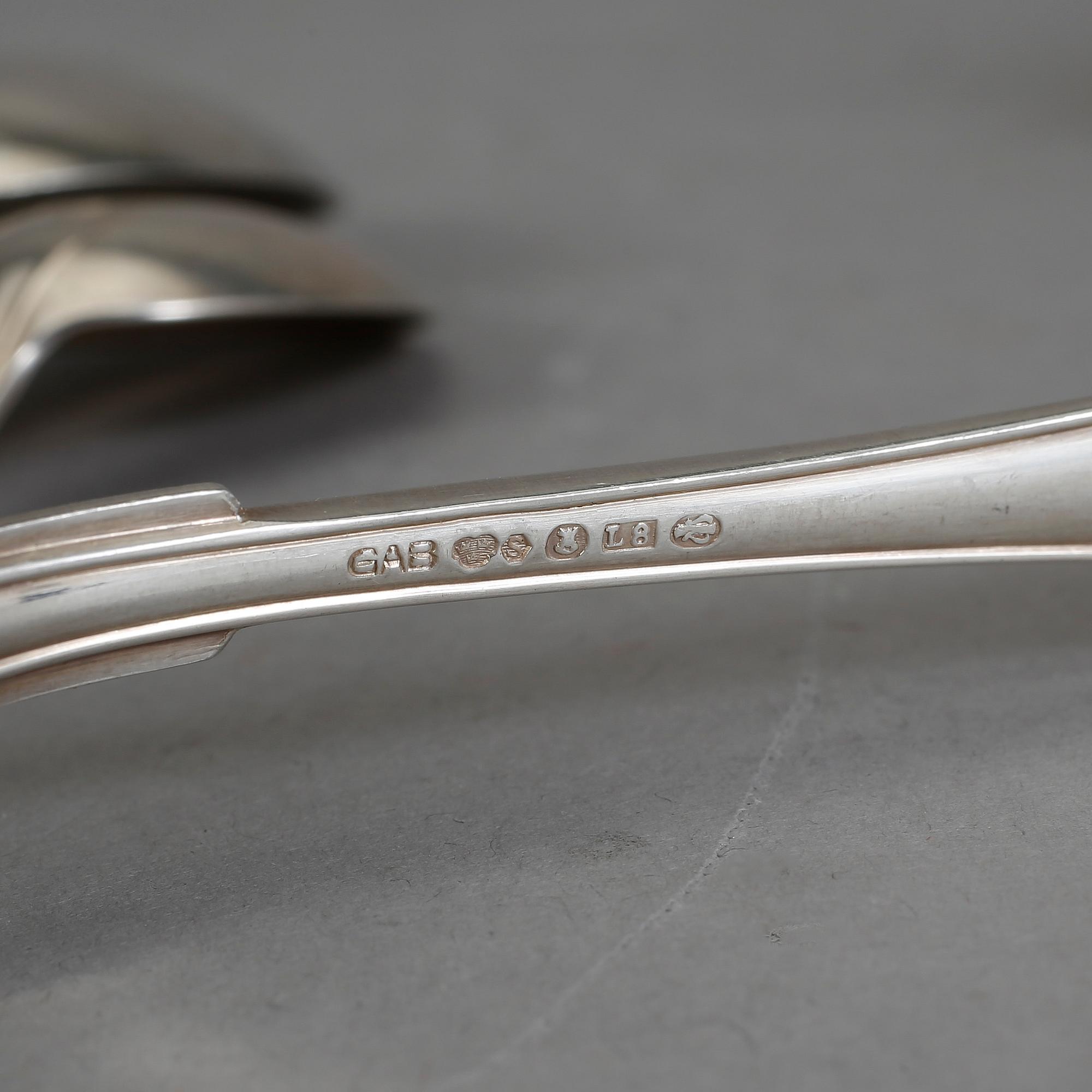 BESTICK, 86 delar, silver, mestadels GAB, Stockholm 1900-talets första hälft. Vikt ca 2850 g (exkl knivar med stålblad).