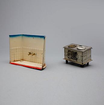 DOCKSKÅP med TILLBEHÖR, 1900-talets första hälft.