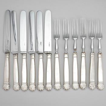 BESTICK, 12 st, delvis silver, otydliga stämplar, 1900-tal.