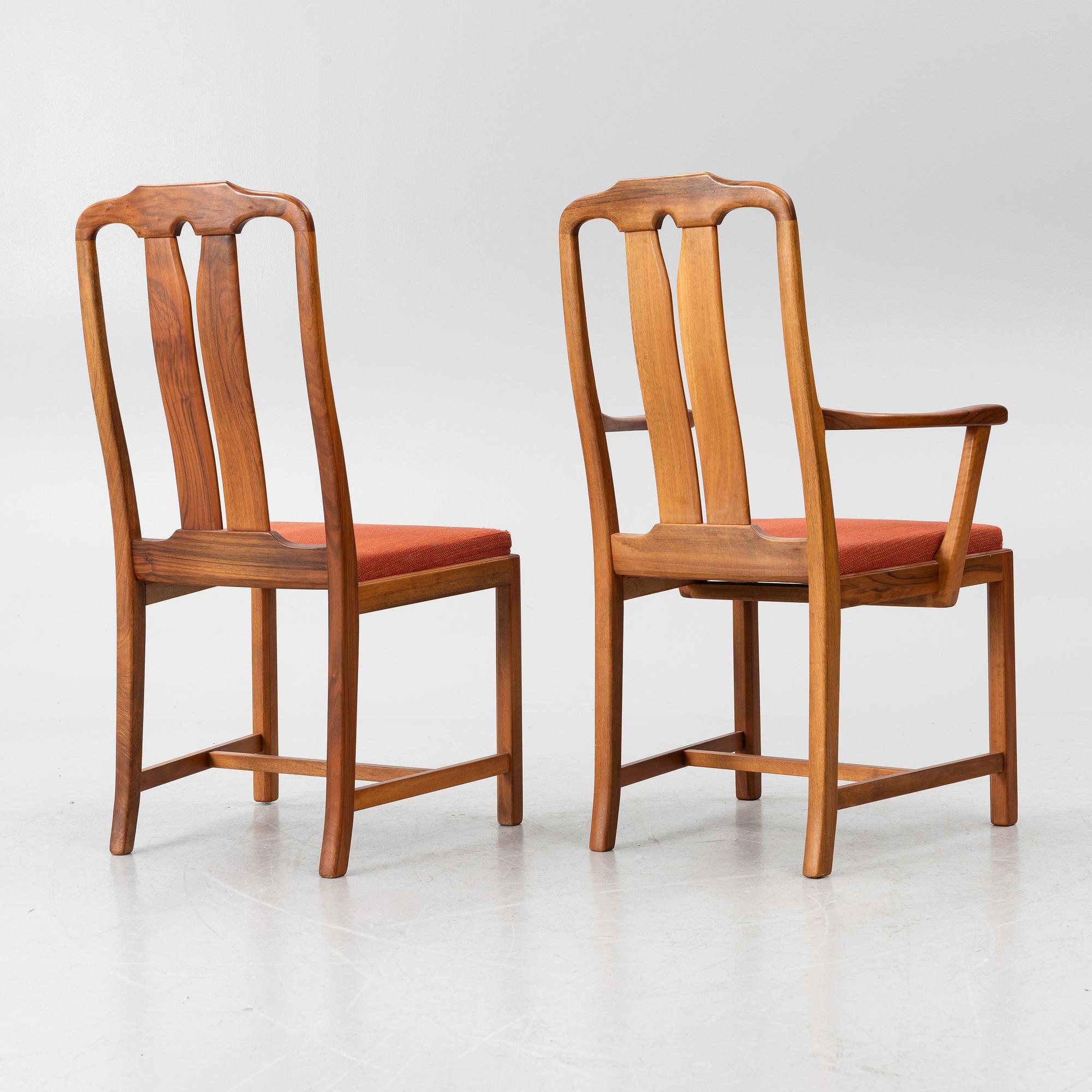 Carl Malmsten, Dining table with 2 armchairs and 6 chairs, 'Ambassador', Åfors Möbelfabrik, second half of the 20th century.