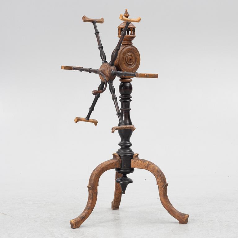 Knäpphärvel, Sverige, 1700-talets första hälft, Senbarock.