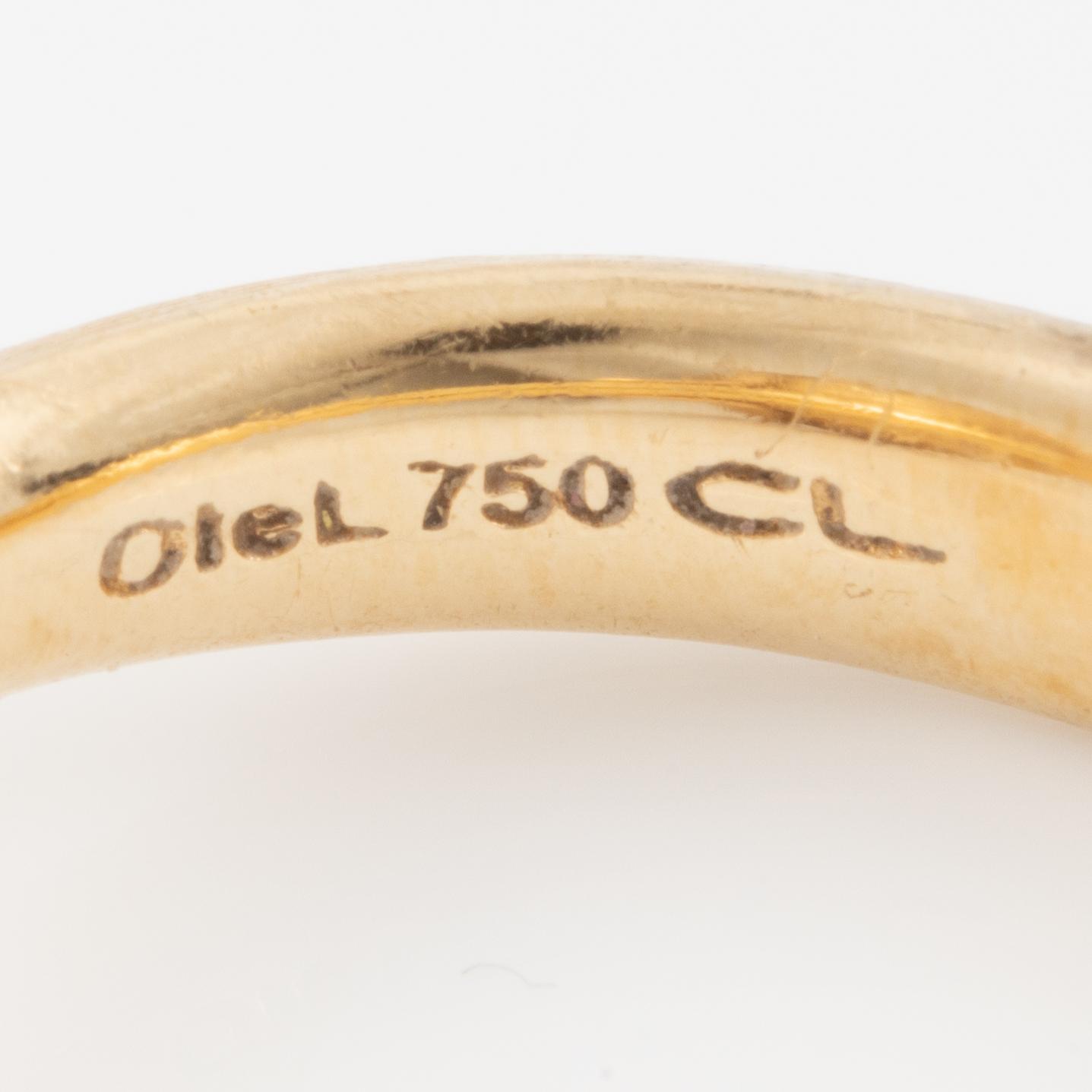 Charlotte Lynggaard, Ole Lynggaard, ring, "Lotus", 18K gold with coral.