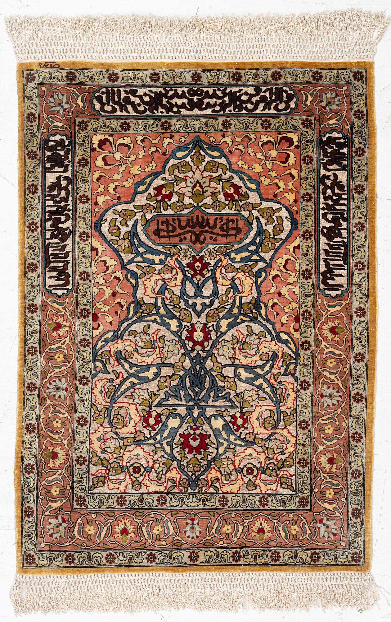 A silke hereke (souf), c. 92 x 64 cm.