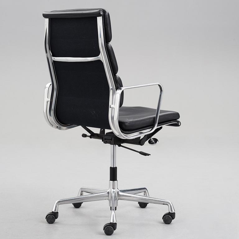 Charles & Ray Eames, an office chair, "EA-219", for Vitra.