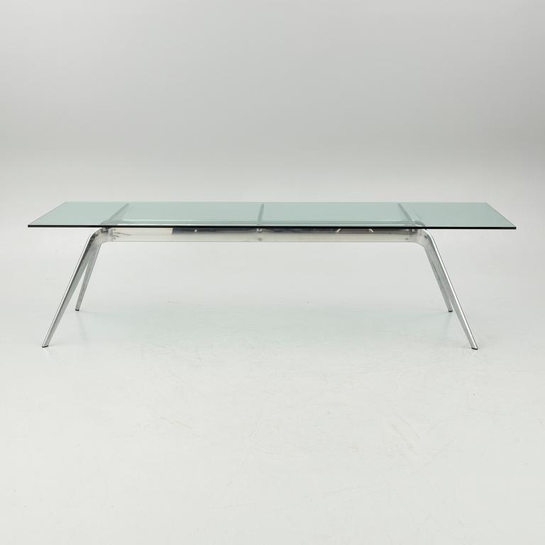Tod Bracher, matbord, "TNo1", Fritz Hansen, Danmark.
