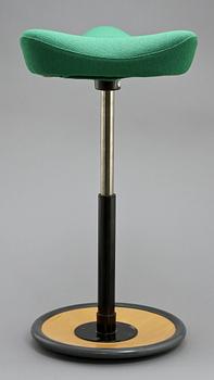 ARBETSSTOL, "Move", Per Øie, Stokke, 1900-talets andra hälft.