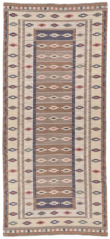 Märta Måås-Fjetterström, matta "Ljusa mattan", rölakan, ca 509 x 225 cm, signerad MMF.