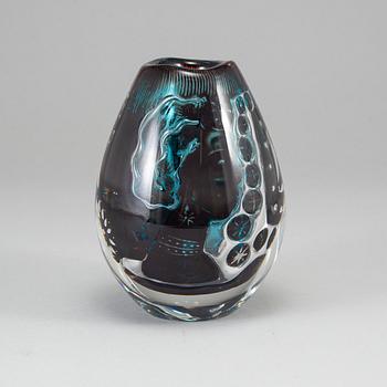EDVIN ÖHRSTRÖM, vase, glass, ariel, "The girl and the Dove", 1958.