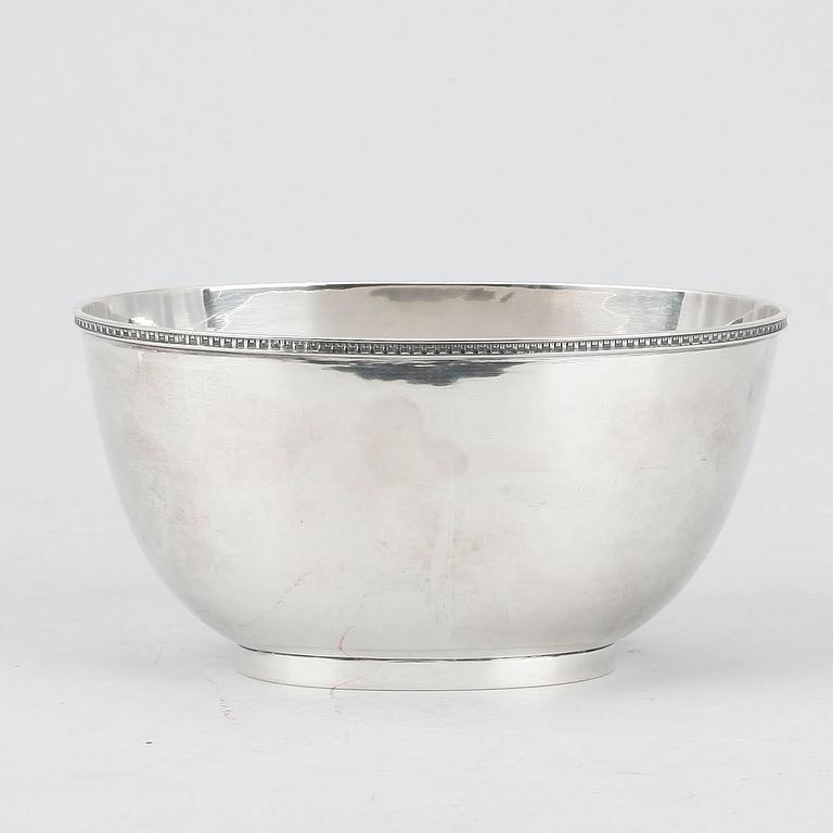 SKÅL, silver, W.A Bolin, Stockholm 1947. Vikt ca 314g.