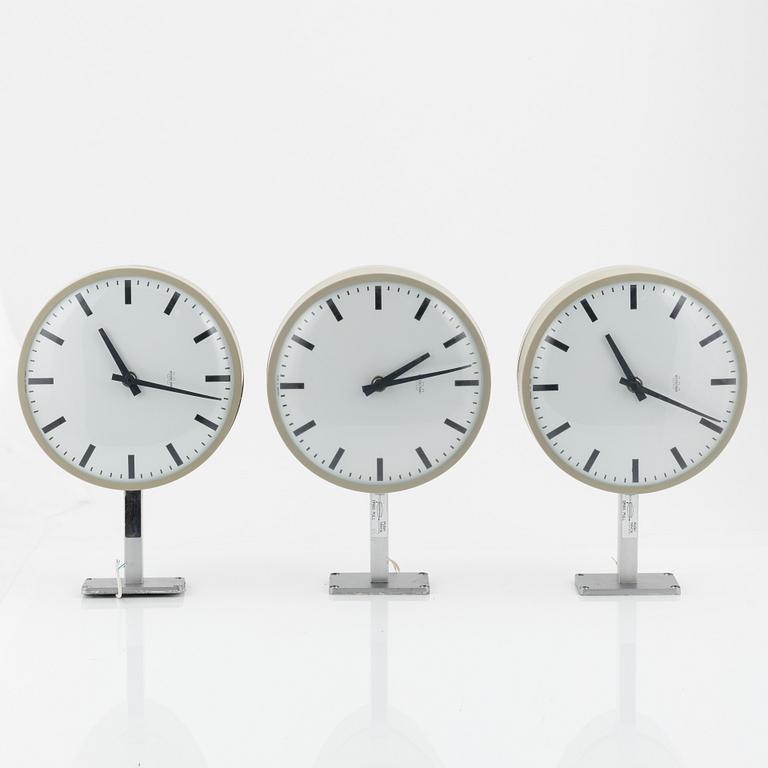 3 wall clocks, Töreboda, Sverige 20th Century.