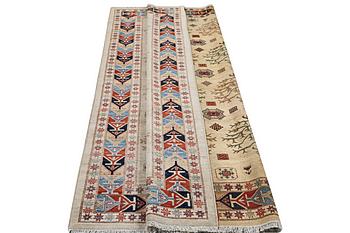 A carpet, Ziegler, c. 297 x 295 cm.