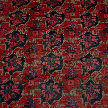 A carpet, Bidjar, circa 350 x 265 cm.