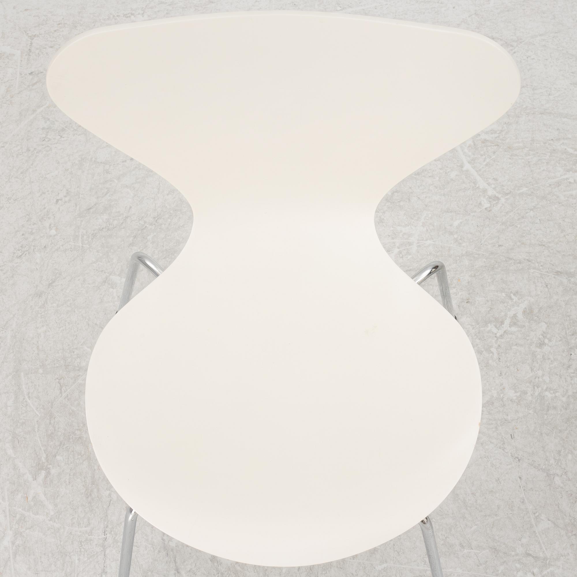 Arne Jacobsen, a set of eight model 'Seven' chairs, Fritz Hansen, Denmark 1990.