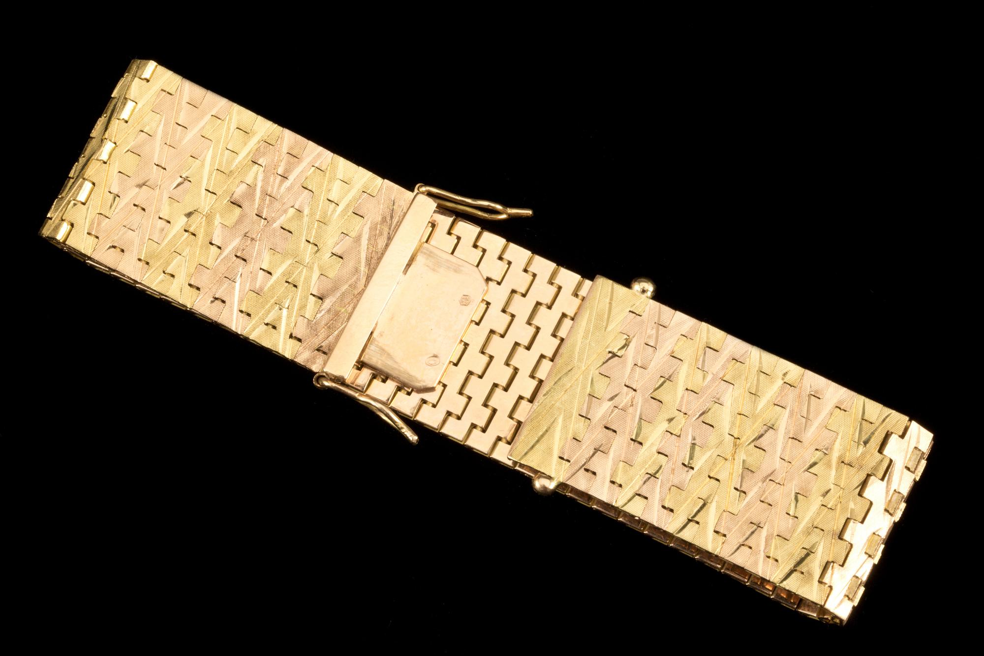 ARMLÄNK, 18 k rött, rosa samt vitguld. Trois couleur. Vikt ca 57 g.
