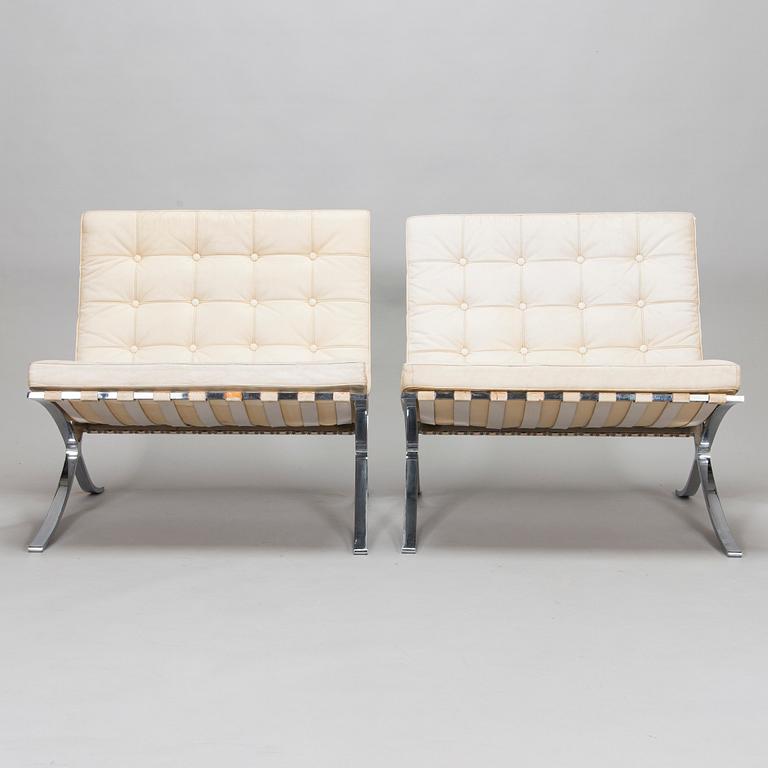 Ludwig Mies van der Rohe, a pair of 1965 'Barcelona' easy chairs for Knoll.