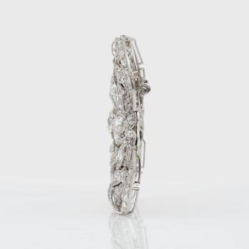 A large old-cut diamond brooch, probably made by Cartier. Made in France in 1910 according to hallmarks.