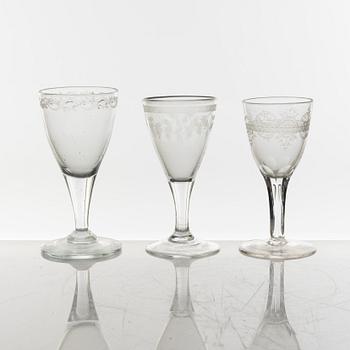 A group of 16 glasses (8+4+4), 19th century.