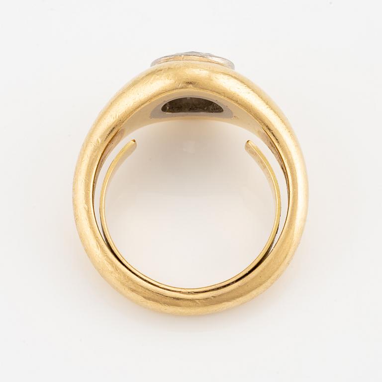 Ring, 18K gold with a brilliant-cut diamond approximately 1.20 ct.